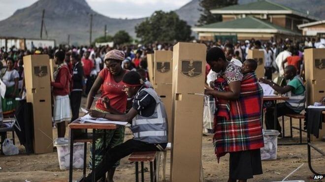 MEC casts doubt on voters re-registration; Lilongwe surpasses all districts