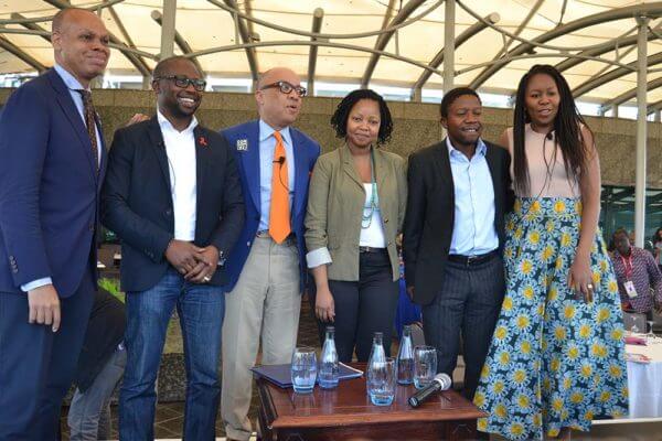 Rare discussion on relationship between donors and activists