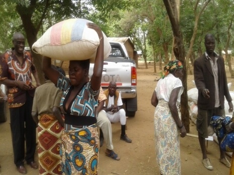 Acworth United Methodist Church in the US donates 2 houses, relief food to flood victims in Chikwawa