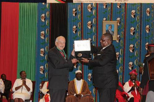 Malawi honours Scotsman Colin Cameron, who served in first post-independence Cabinet