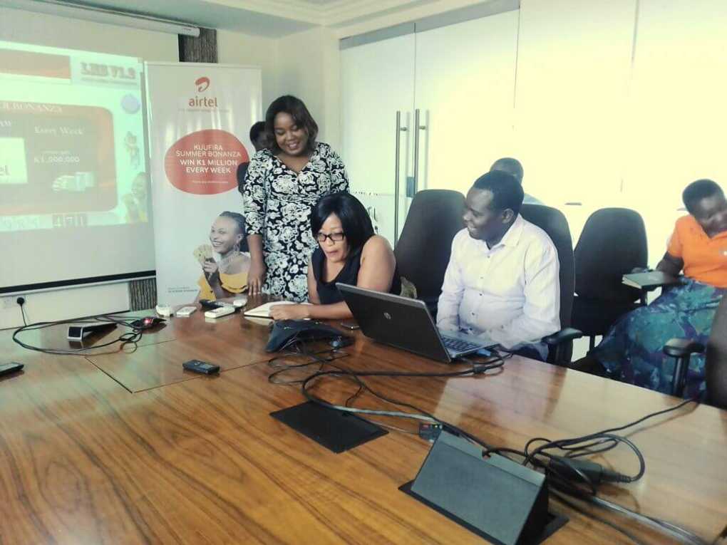 Airtel Kuufira Summer bonanza surprises Nkhotakota bicycle operator (Kabanza) with MK1 million