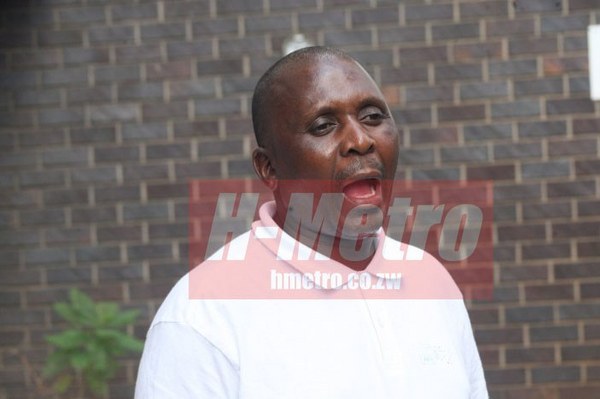 Zimbabwe man regrets dumping wife for a young mistress after he was left penniless