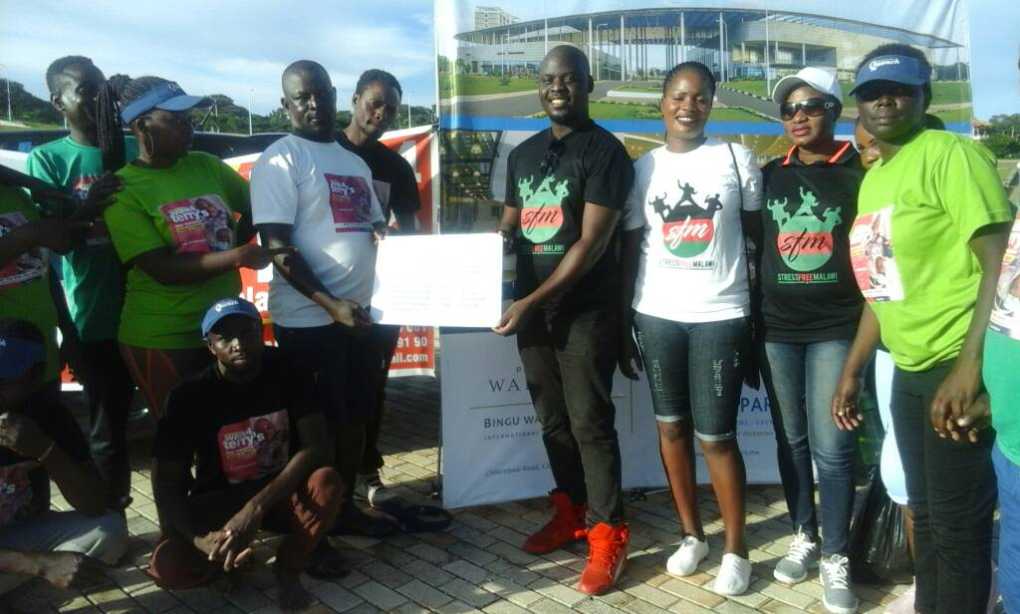 Stress Free Malawi donates MK1 million cheque to “Save Terry Campaign”