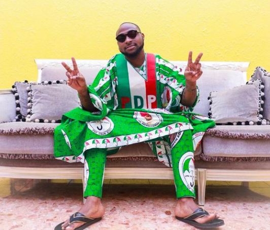 Nigeria’s Afropop star Davido campaigns for opposition PDP