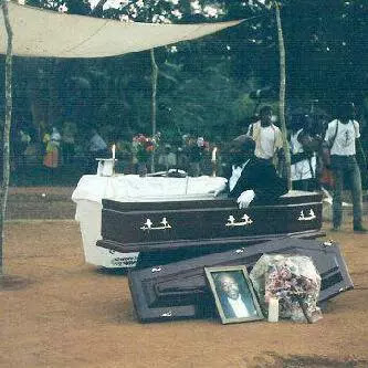 Bizarre; Indian dead Man wakes at his own funeral