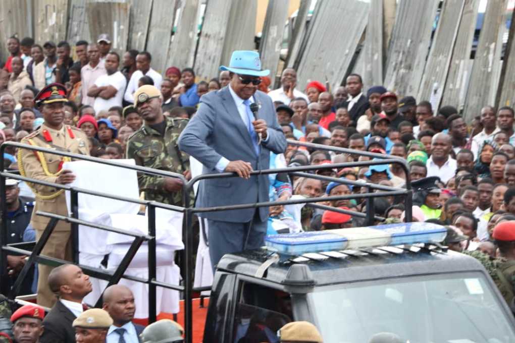 Malawi President Mutharika vows to end poverty; Road to May 21 polls