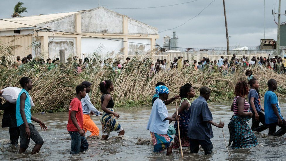 Mozambique’s president says cyclone death toll may be 1,000