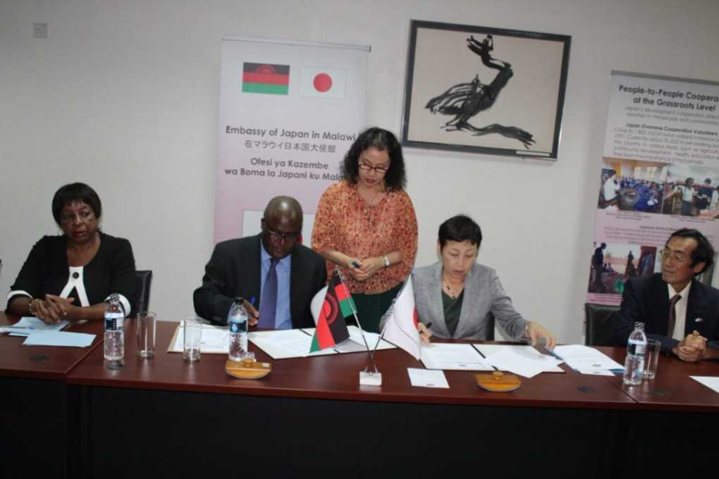 Japanese Embassy in Malawi, Oxfam partner to end girl child dropout through sanitation