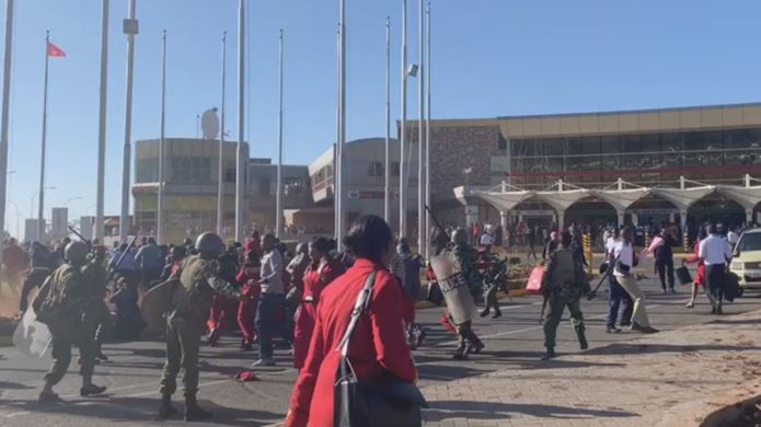 Thousands of passengers stranded over Kenyan airport’ strike