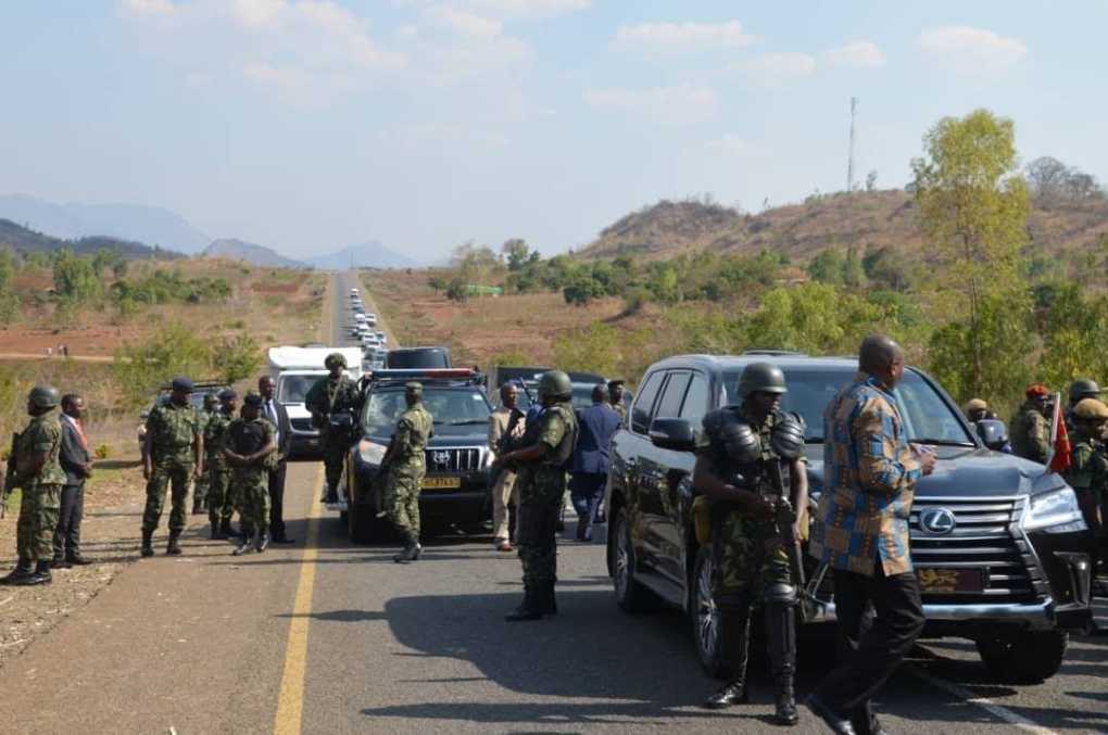 Heartless: Lilongwe’s Ambulance driver faces expulsion for disturbing Malawi President Mutharika’s convoy