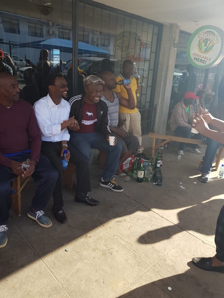 Malawi Local Govt Minister Ben Phiri splashes taxpayers’ millions on curio Blantyre vendors to stop HRDC demos