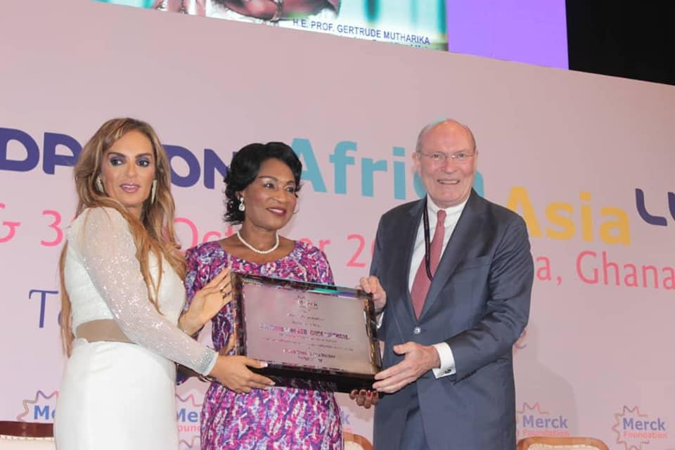 First Lady of Malawi and her charity receives an award in Ghana