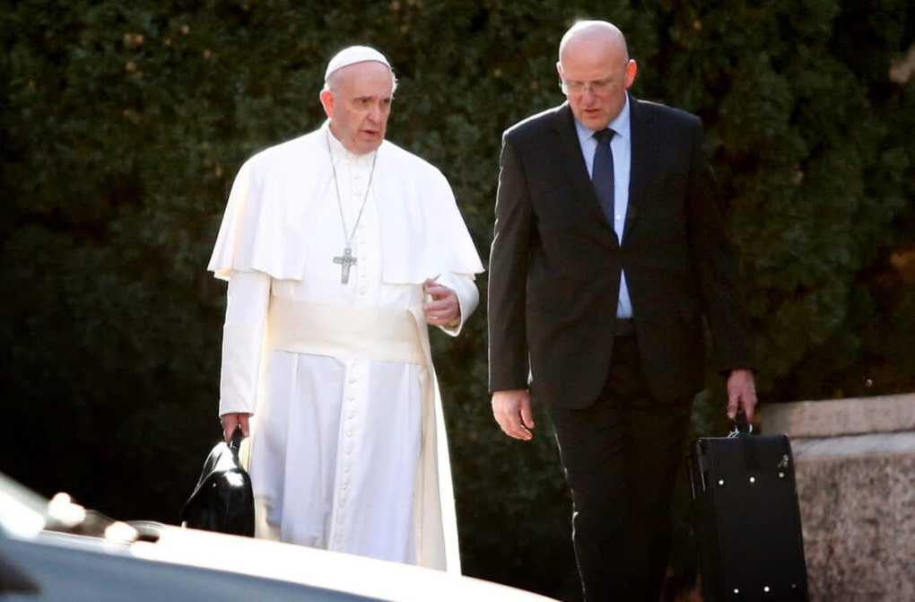 Pope Francis’ bodyguard resigns over financial scam probe