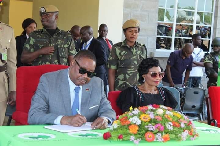 Malawi President Peter Mutharika calls for peace during the festive season