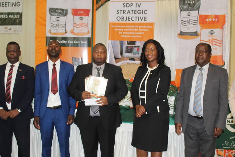 Agriculture Minister Kondwani Nankhumwa Salutes Small-scale Farmers