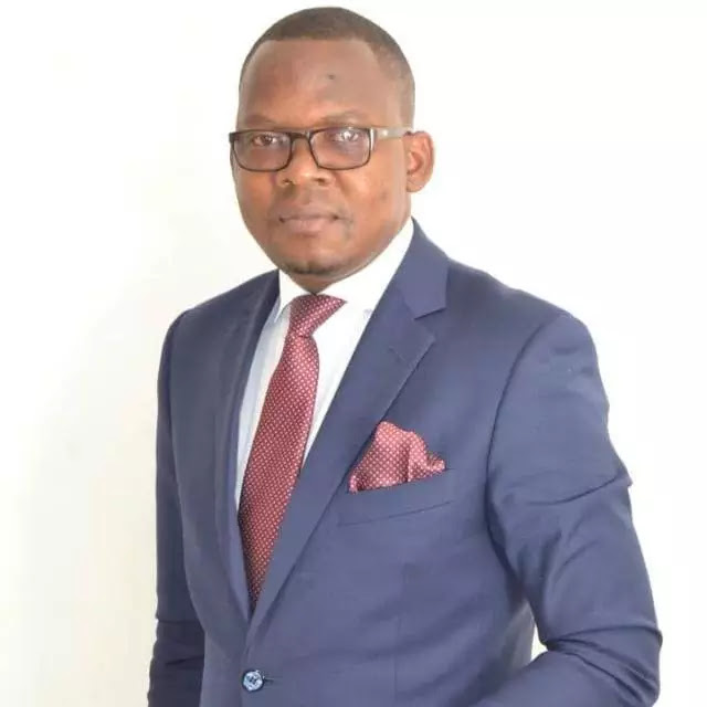 Malawi Law Society gangs against its leader Burton Mhango for serving DPP interests