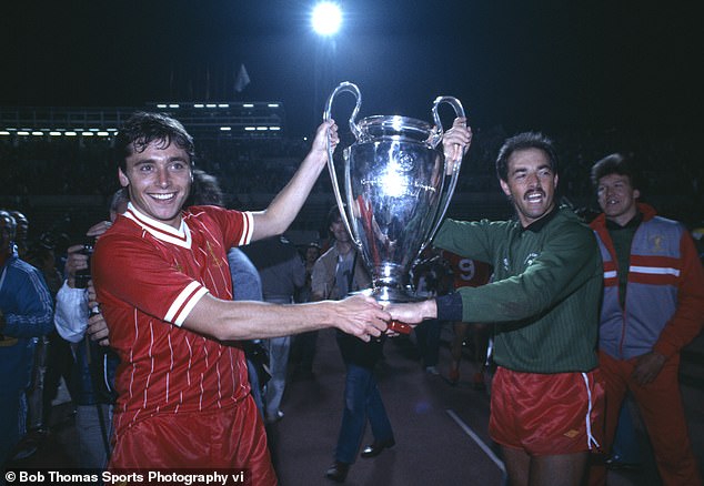 Former Liverpool star Michael Robinson dies at 61 with skin cancer