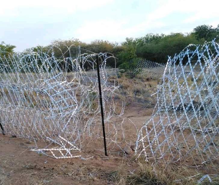 Thirsty South Africans sneaking into Zimbabwe boarder for beer amid COVID-19 lockdown