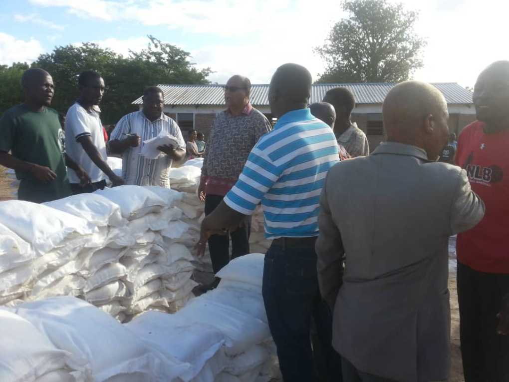 Malawi’s Mia family food donation excites over 2,000 lowershire hunger stricken’ constituents