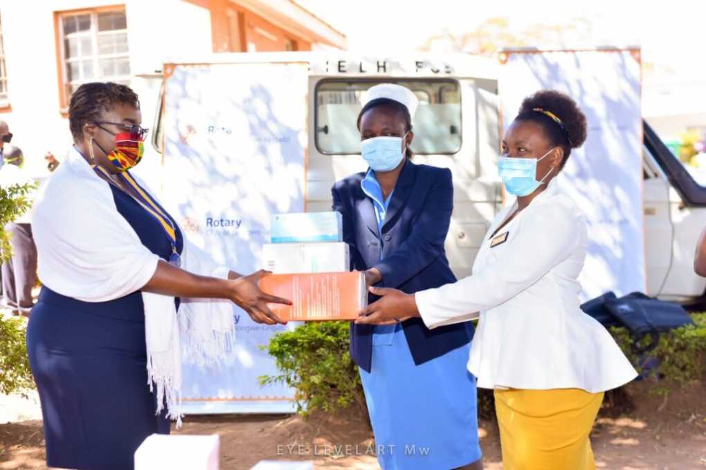 Malawi’s Rotary Clubs excite Bwaila, Queens, St. John hospitals with face masks donation