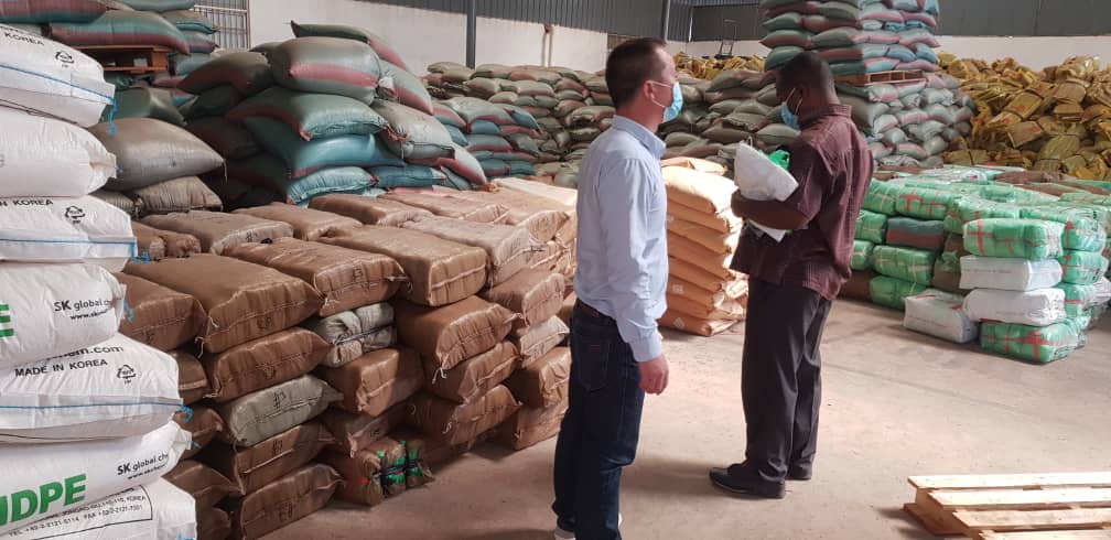Malawi Natural Minister Tembo unhappy with insubordinate Chinese’thin plastic manufacturers