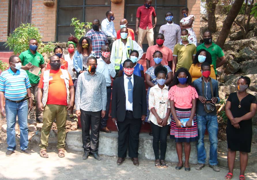 Malawi Red Cross tips journalists on Covid-19 fight