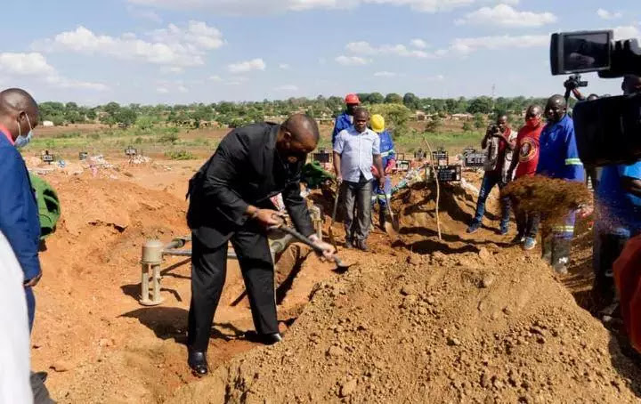 Chilima leads in burying former Miss Malawi Blandina Khondowe