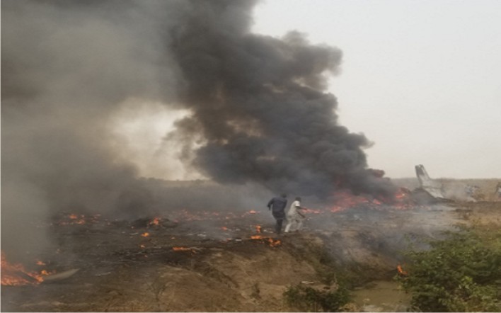 Tragedy! Crashed Nigerian military aircraft claims six lives
