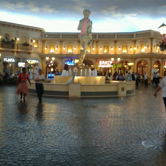emperors palace hotel casino