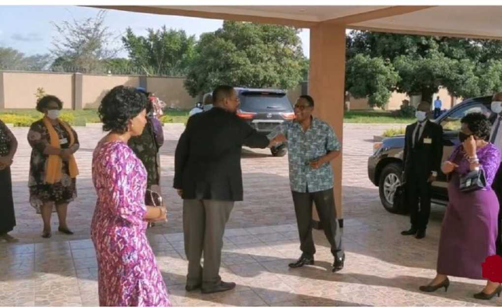 Lazarus Kadingus Chakwera feigns ignorance to the illegal freezing of Mutharika’s Personal bank accounts