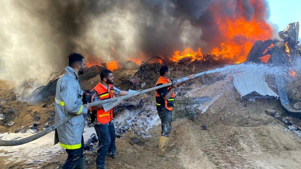 Israel closes Gaza border after mortar attack