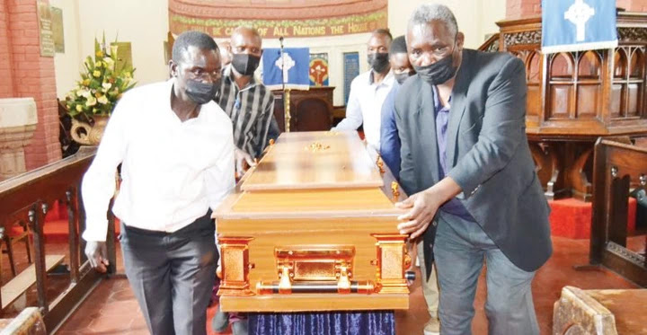 Malawi’s Legendary musician Wyndham Chechamba laid to rest