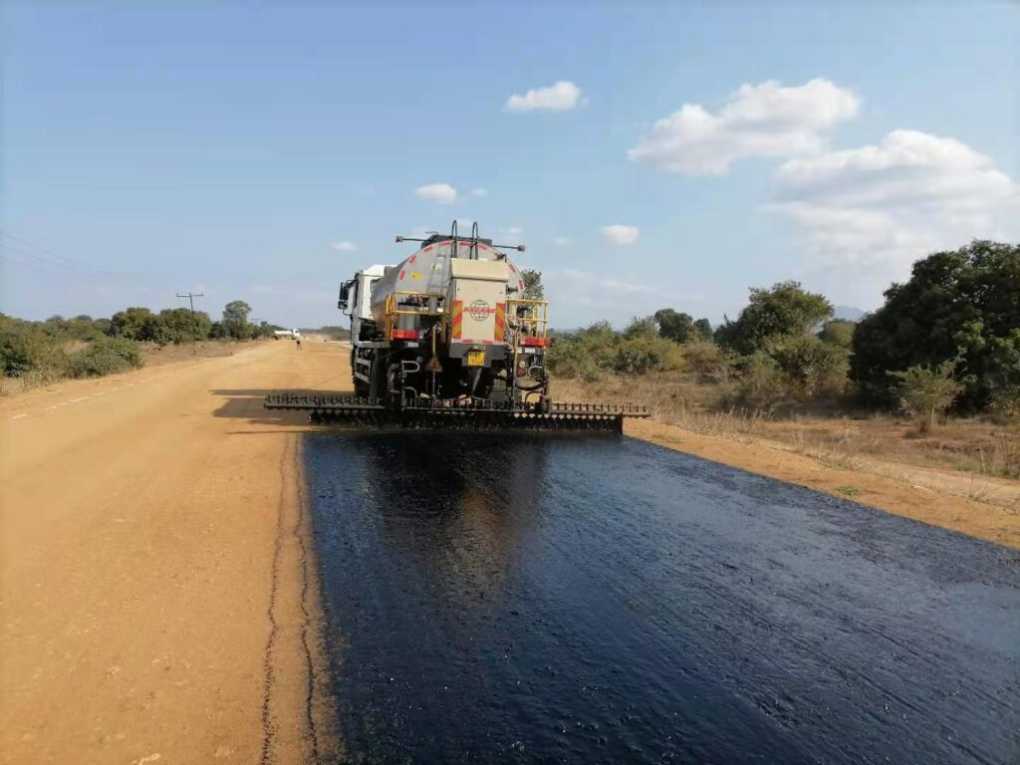 Malawi’s Nsanje residents smile at impressive 26 km Marka road project as it takes shape