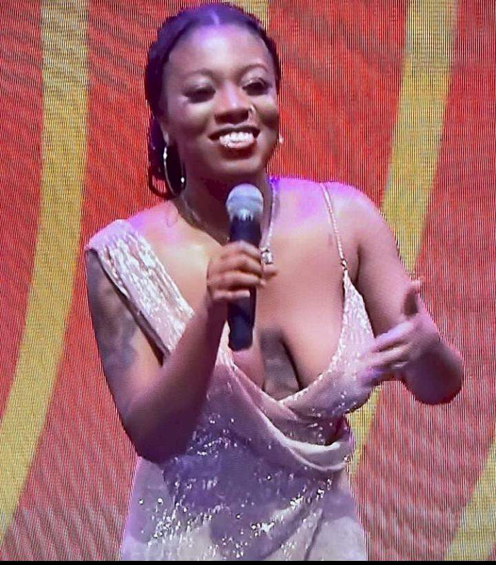 #BBNaija Shine Ya Eye: Female housemate Angel tells Cross, “I want to be pregnant for your baby junior”