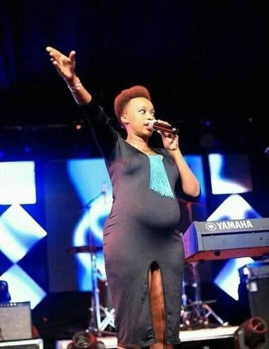 Female Kenyan pregnant Pastor Shantelle Jepchumba faces public backlash for wearing dress with long slit on pulpit