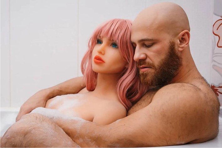 Kazakhstan bodybuilder Yuri Tolochko marries his sex doll after whirlwind romance