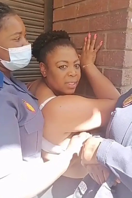Weird! South Africa’s police stripes naked renowned opera singer Sbongile Mngoma
