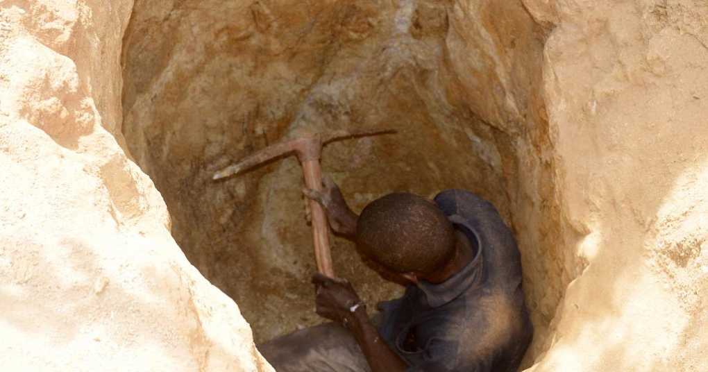 Eighteen workers killed in Niger mine collapse