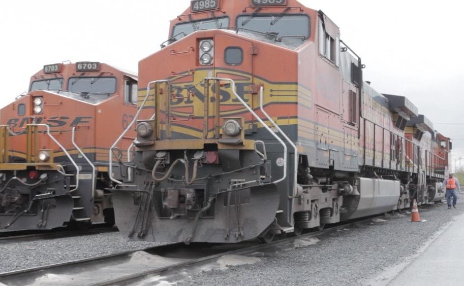 Shocking! Zimbabwe woman commits suicide by throwing herself into moving train
