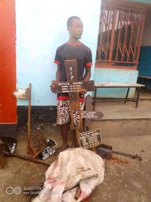 Malawi’s Lilongwe man caught stealing tomb signs