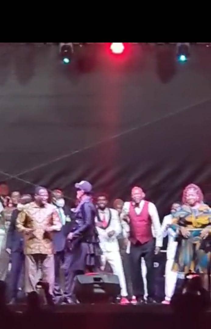 Hypocrites! President Chakwera, cabinet minsters snub COVID-19 measures at Simbi Phiri’s wife birth party