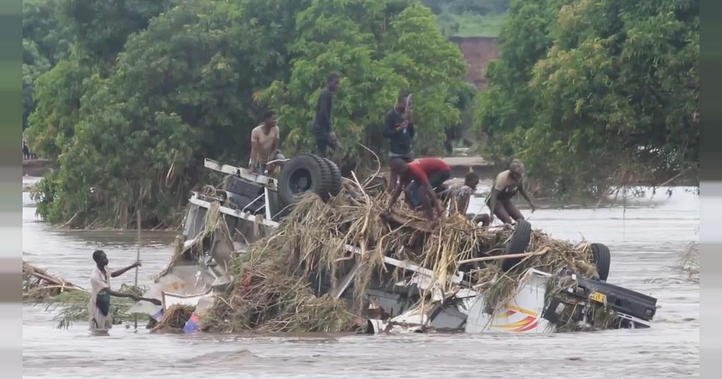 Malawi cleans up after storm devastation