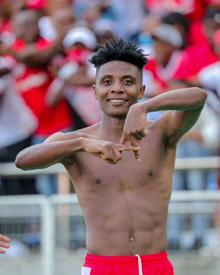 Malawi’s Flames star Peter Banda shines on Simba’s CAF game with first goal