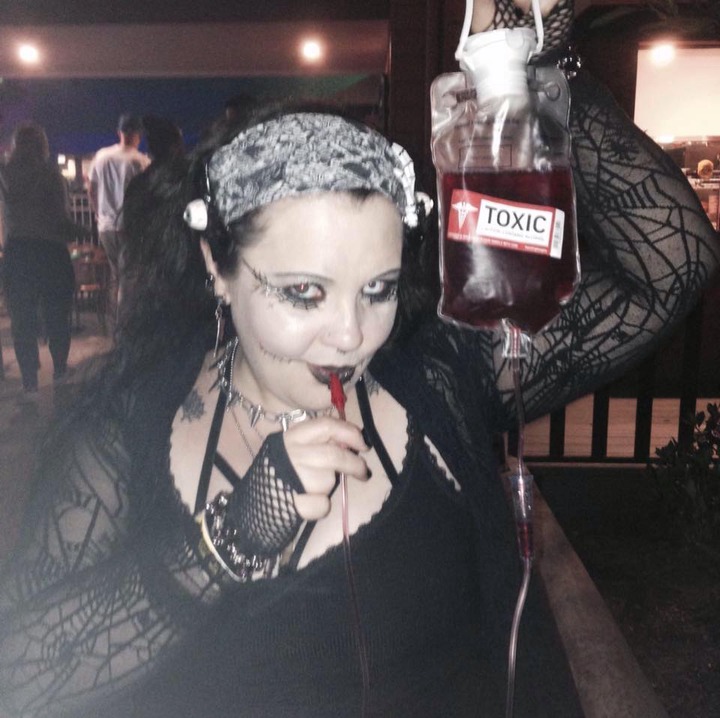 Meet world’s female self-claimed vampire Georgina Condon: Always thirsty for blood