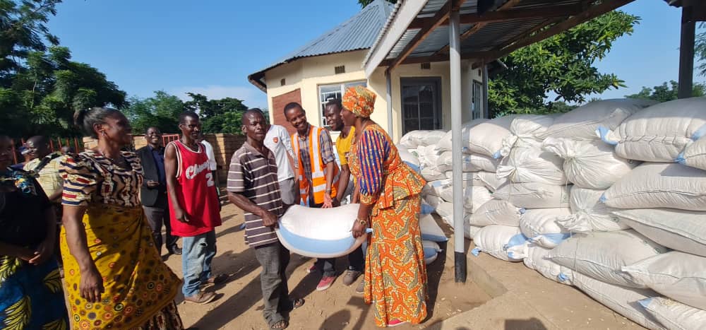 UTM women donate to Salima floods victims