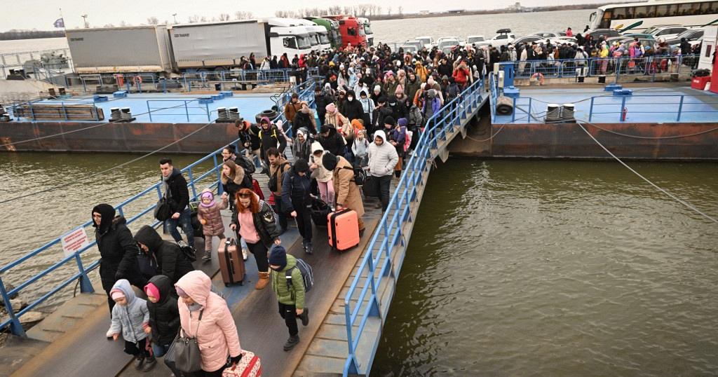 Fleeing Ukraine: Some Africans missing, others trapped