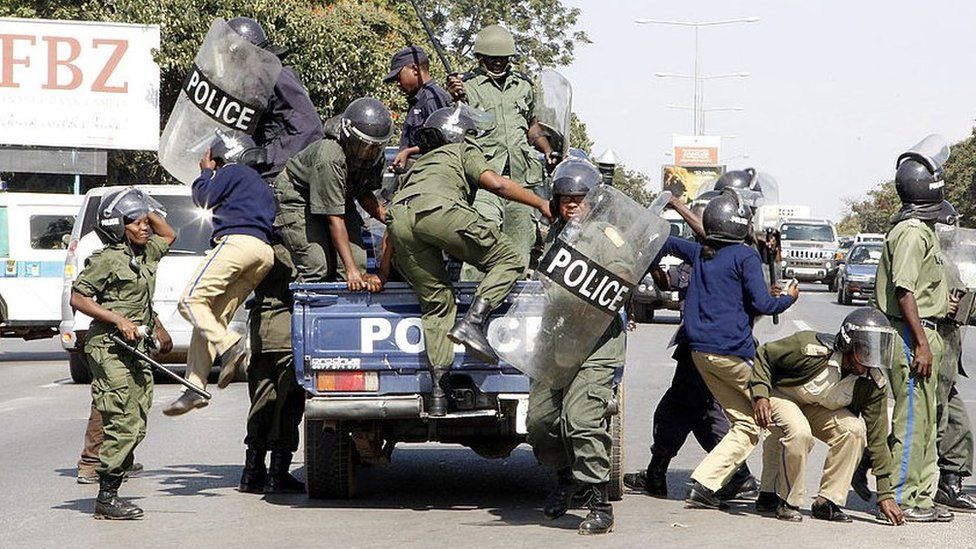 Two Zambian Police officers to be hanged for killing suspect in custody