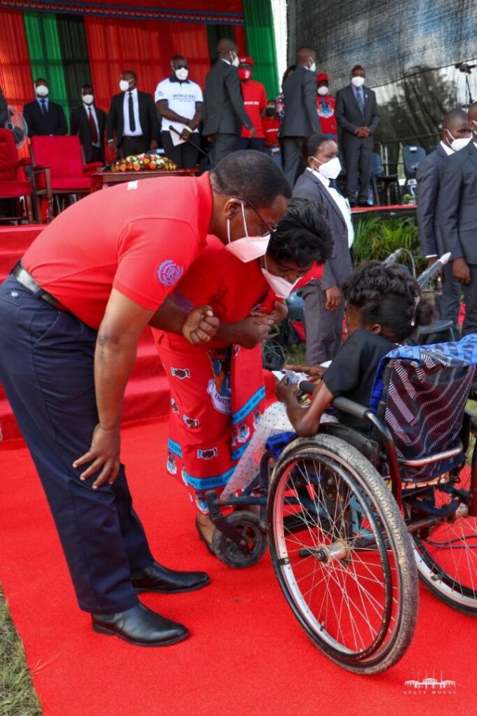 Chakwera vows to promote, protect informal workers