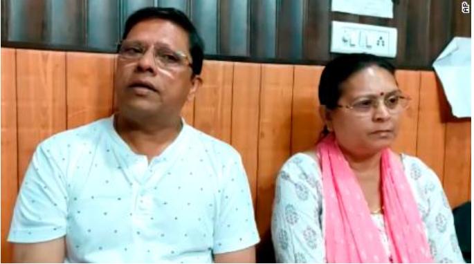 Indian couple drags son to court for failing to provide grandchildren