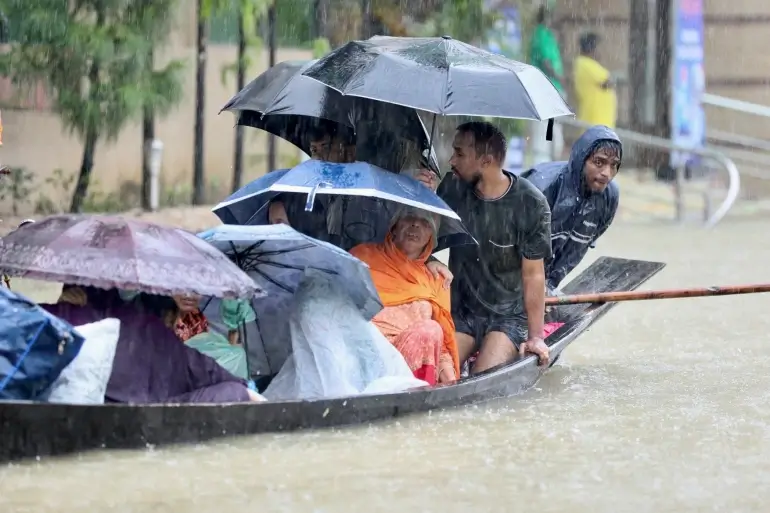 India, Bangladesh floods claim 41 lives, millions stranded